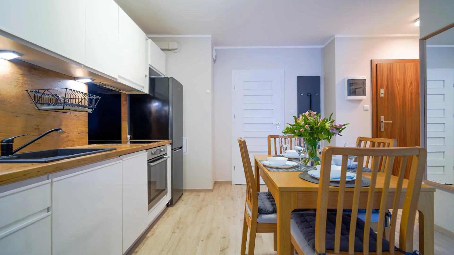 Lulu Apartments - Astrid - Apartament Dwupokojowy Blisko Morza - Resort Kolobrzeg Parking I Basen Z Sauna W Cenie