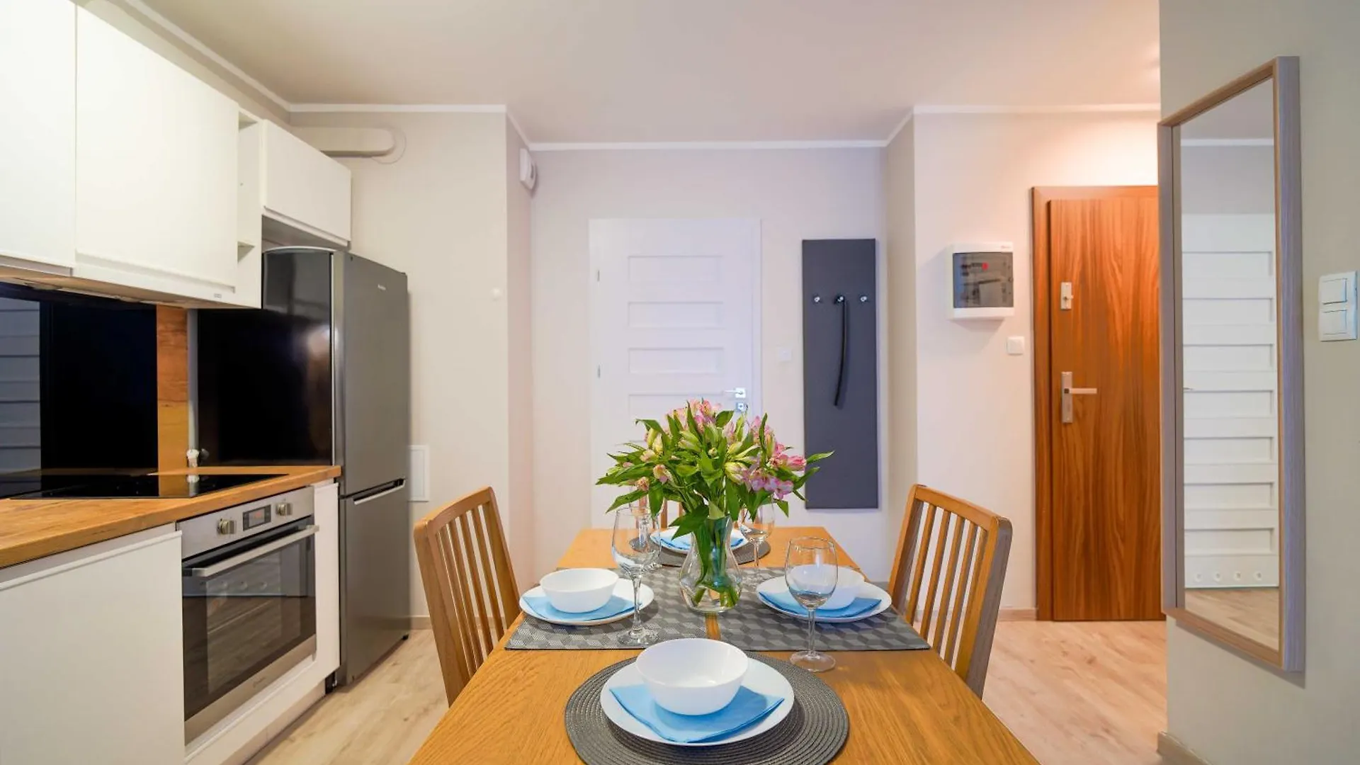 Lulu Apartments - Astrid - Apartament Dwupokojowy Blisko Morza - Resort Kolobrzeg Parking I Basen Z Sauna W Cenie
