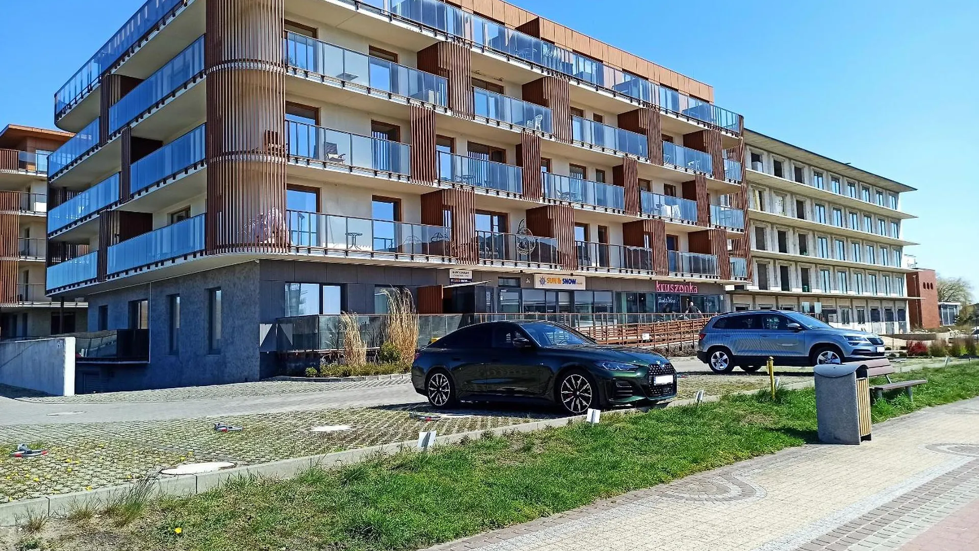 Lulu Apartments - Astrid - Apartament Dwupokojowy Blisko Morza - Resort Kolobrzeg Parking I Basen Z Sauna W Cenie 0*,  Poland